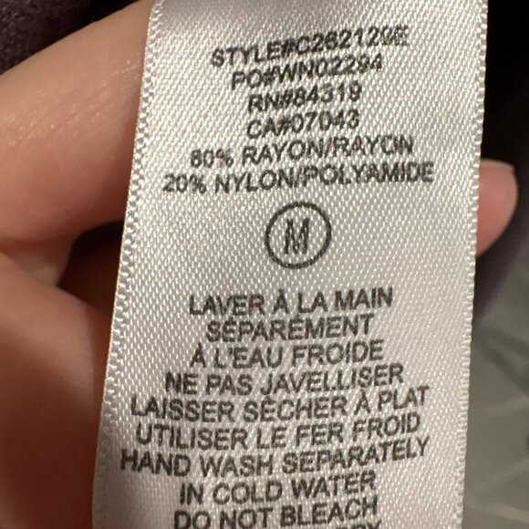 Long Sleeved Hooded Sweater Tunic with Gold Details - Picture 5 of 6